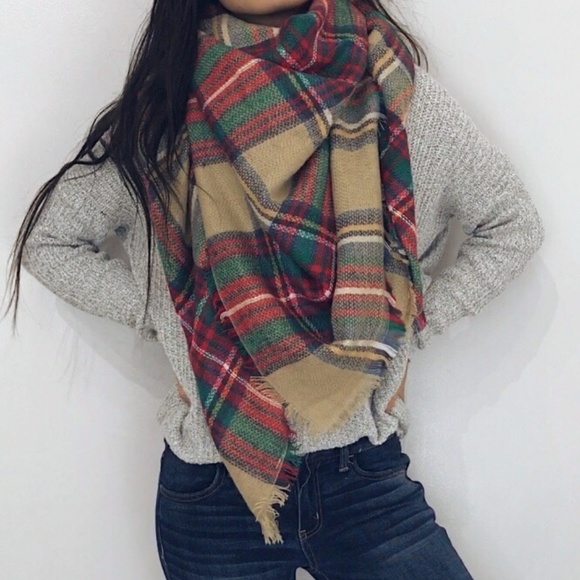 🆕 Juneau - Khaki Plaid Blanket Scarf - Picture 5 of 8